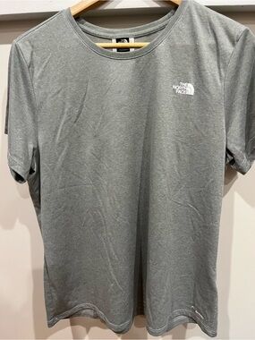 The North Face Short Sleeve Crew Tee in Heather Gray